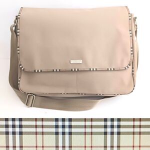 Burberry Fragrance Khaki Nylon Lg Messenger Bag Nova Check Piping Trim Adj Strap
